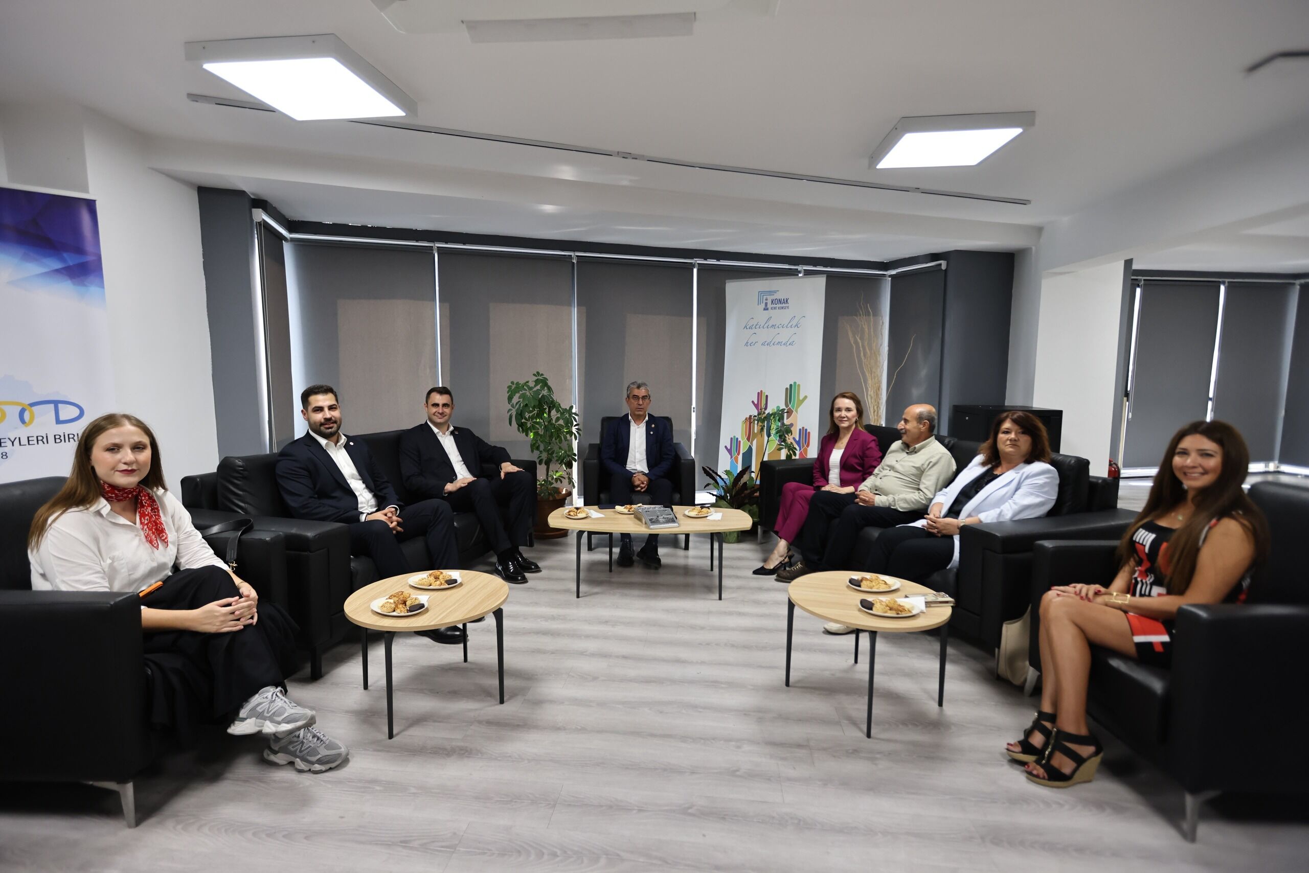 Yeni̇ Partili Günaydın Konak’tan Seslendi Geriye Bırakılan Mücadele Mirasını Harcatmayız (2)