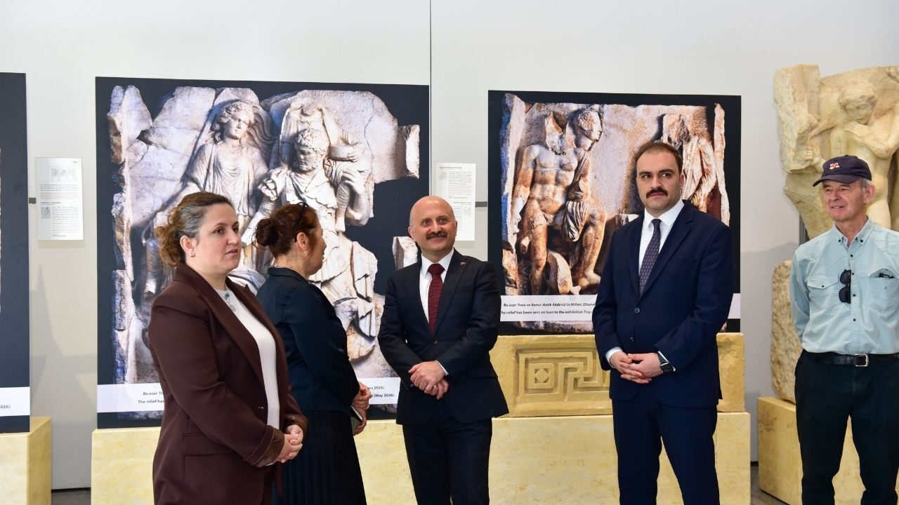 Yenilenen Afrodisias Müzesi'nin İlk Misafiri Vali Osman Varol Oldu1