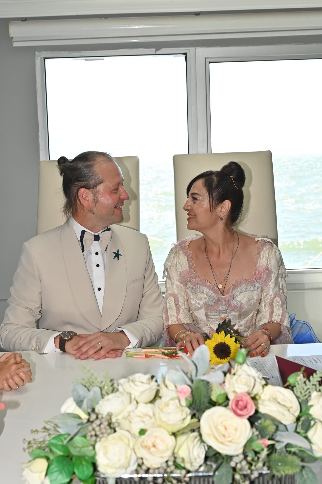 12 Yıllık Aşkın Mutlu Zirvesi Süreyya Kilimci Ve Toygar Köse Çiftinden Bir Ömre Imza (2)