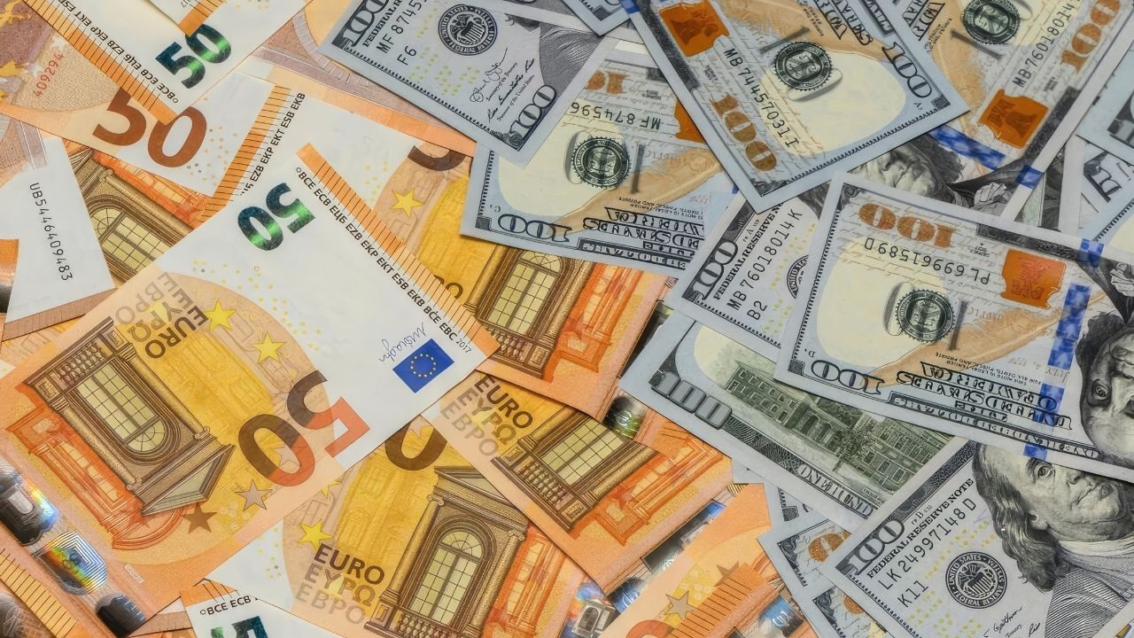 Dolar Ve Euro 3 Eylül 1