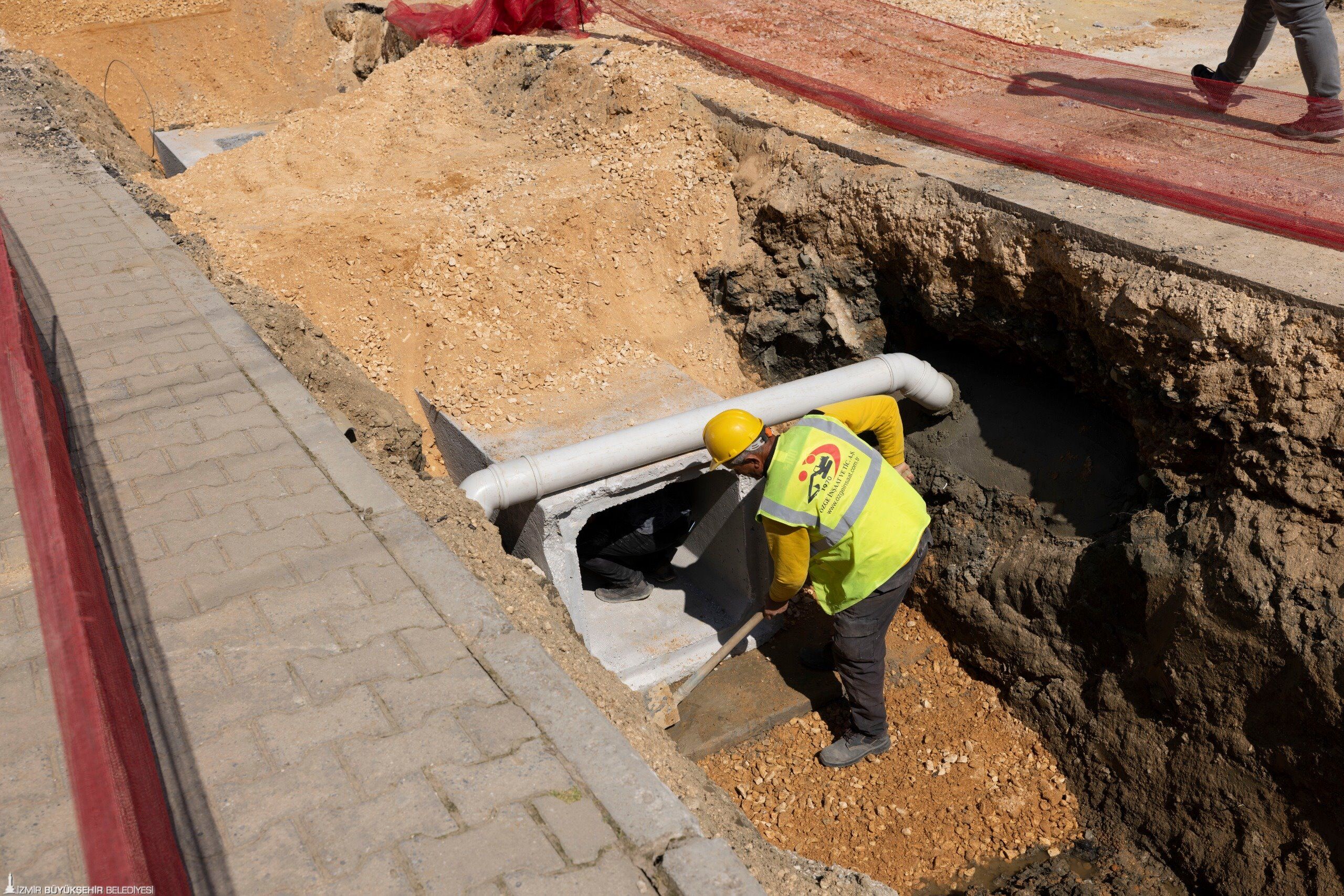 300 Milyonluk Çalışma Tamamlanıyor Tire’ye 3 Bin 300 Ton Asfalt (4)