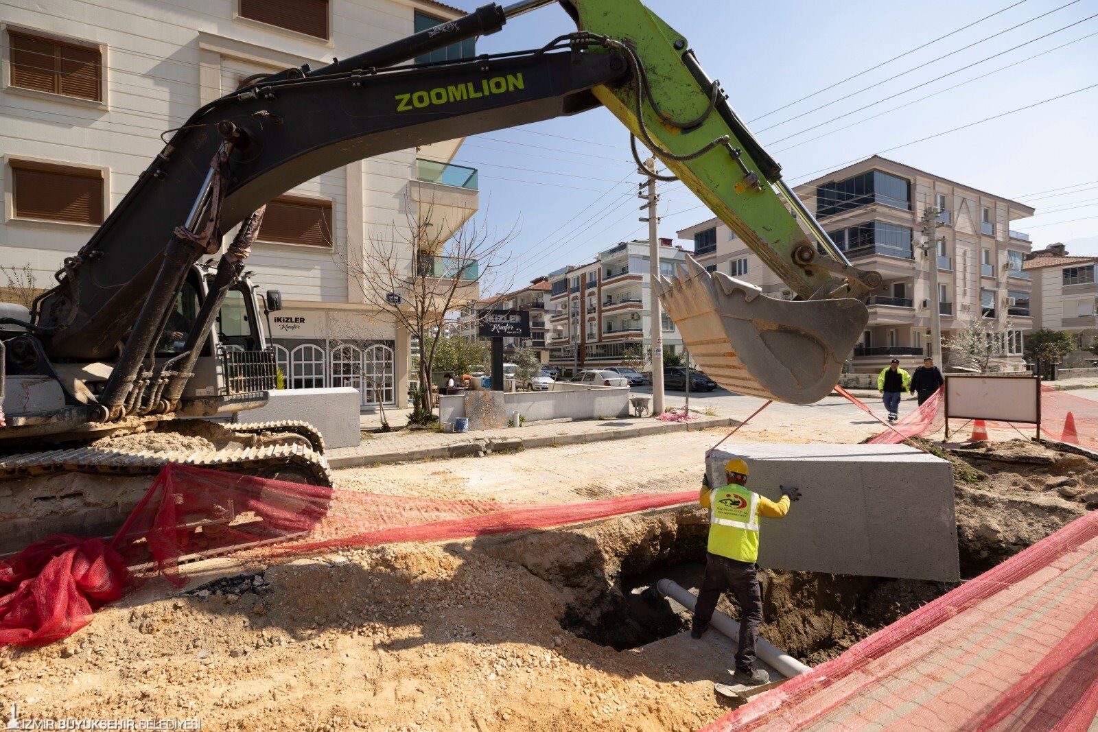 300 Milyonluk Çalışma Tamamlanıyor Tire’ye 3 Bin 300 Ton Asfalt (5)