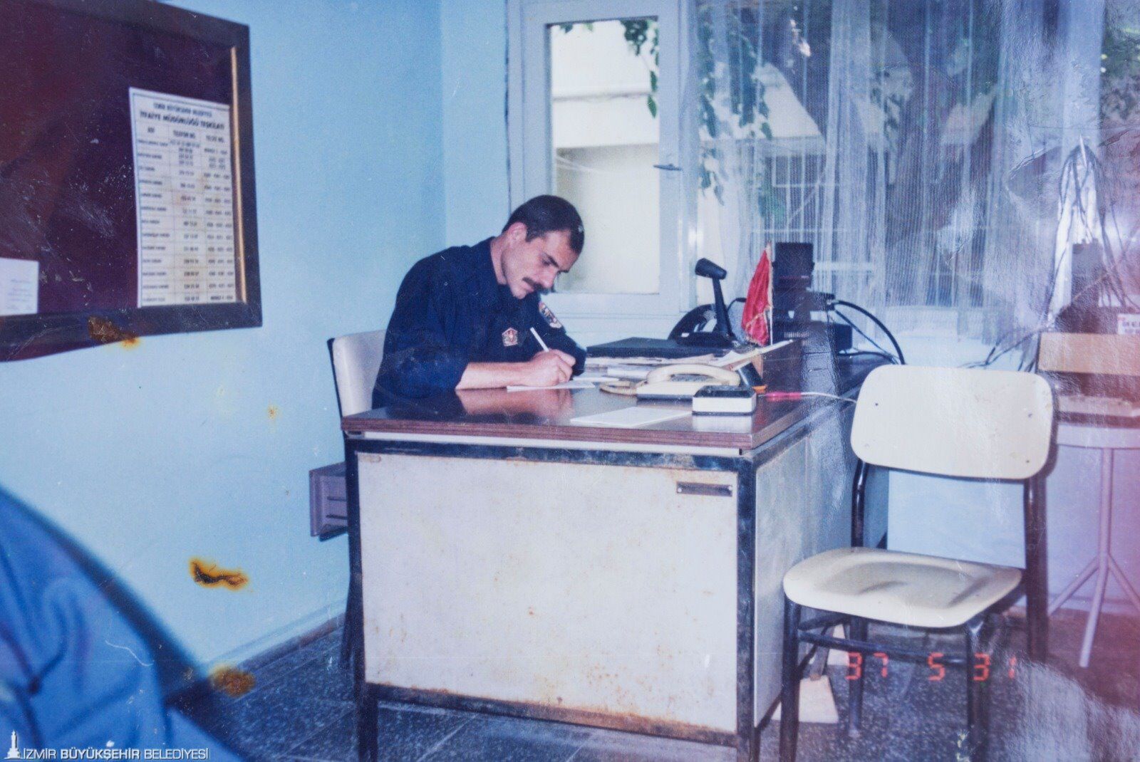33 Yıldır Aynı Üniformayı Giyiyorlar İzmir’in Ikiz Itfaiyecileri! (4)