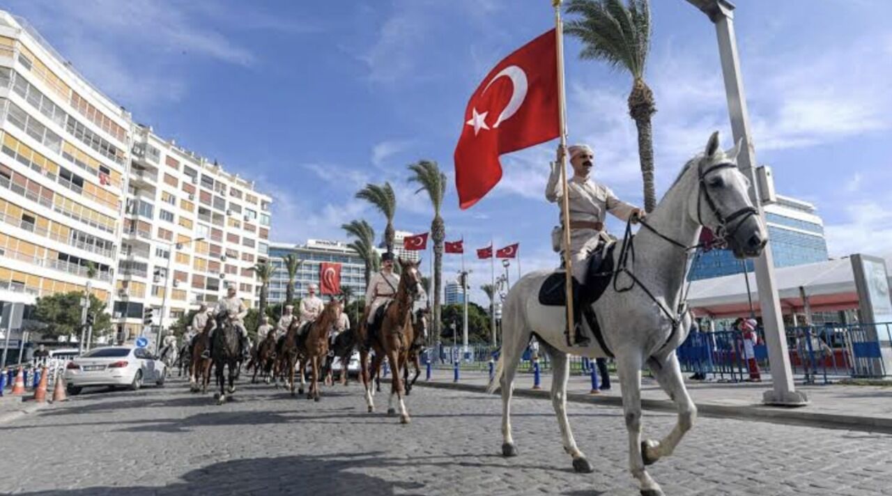 9 Eylul Resmi Tatil Mi Izmirin Kurtulusu 104 Yildonumu Kutlama Programi Valilik Taraf 1814326 202609071057 20260907105751 1