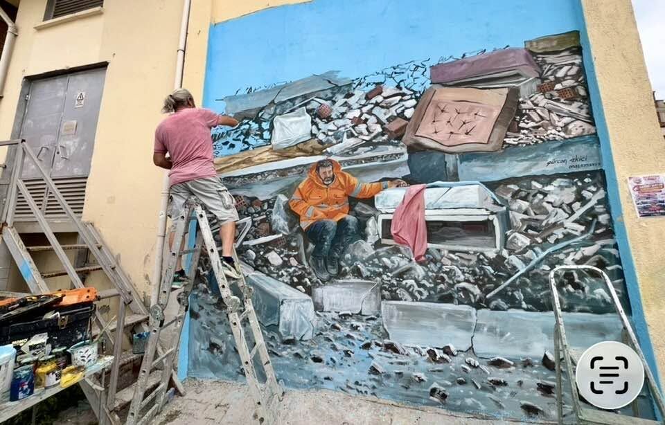 Asrın Felaketi’nin izleri Denizli'de duvara yansıtıldı