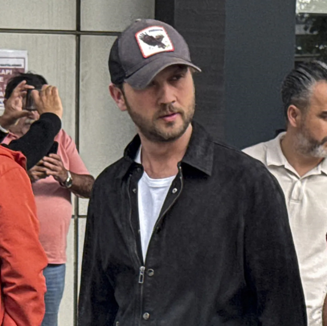 Afra Saraçoğlu Ve Aras Bulut İynemli'nin Test Sonuçları Belli Oldu Birinin Testi Pozitif Çıktı...-1