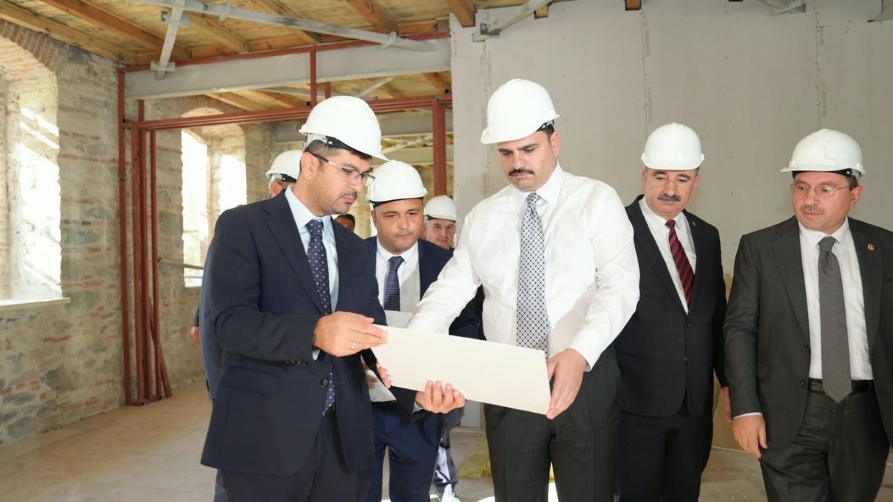 Ak Parti'li İnan'dan Özgür Özel'e Tarihi Un Fabrikası Çağrısı İzmirli Gençlerden Özür Dilerler