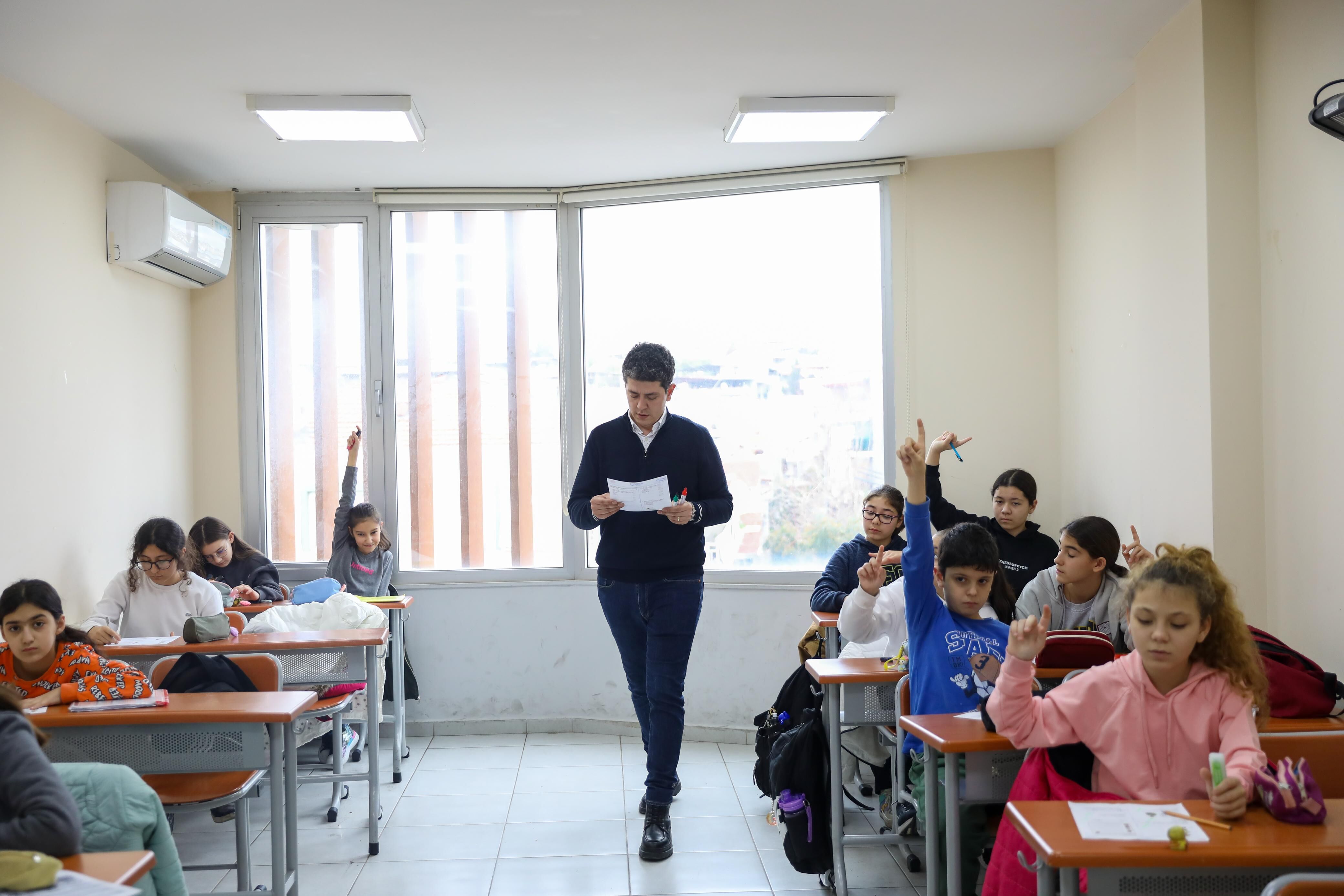 Aziz Nesin’de “Soru Çözüm Atölyeleri” Başlıyor (4)