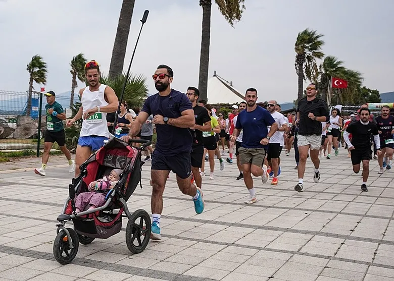 Baba Kız Maraton Macerası Maratonun En Minik Koşucusu (3)