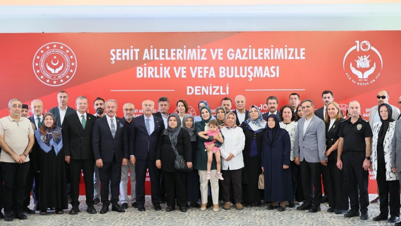 Bakan Göktaş'tan Denizli'de Terörsüz Türkiye Vurgusu Hiçbir Annenin Tekrar Gözyaşı Dökmesini Istemiyoruz4