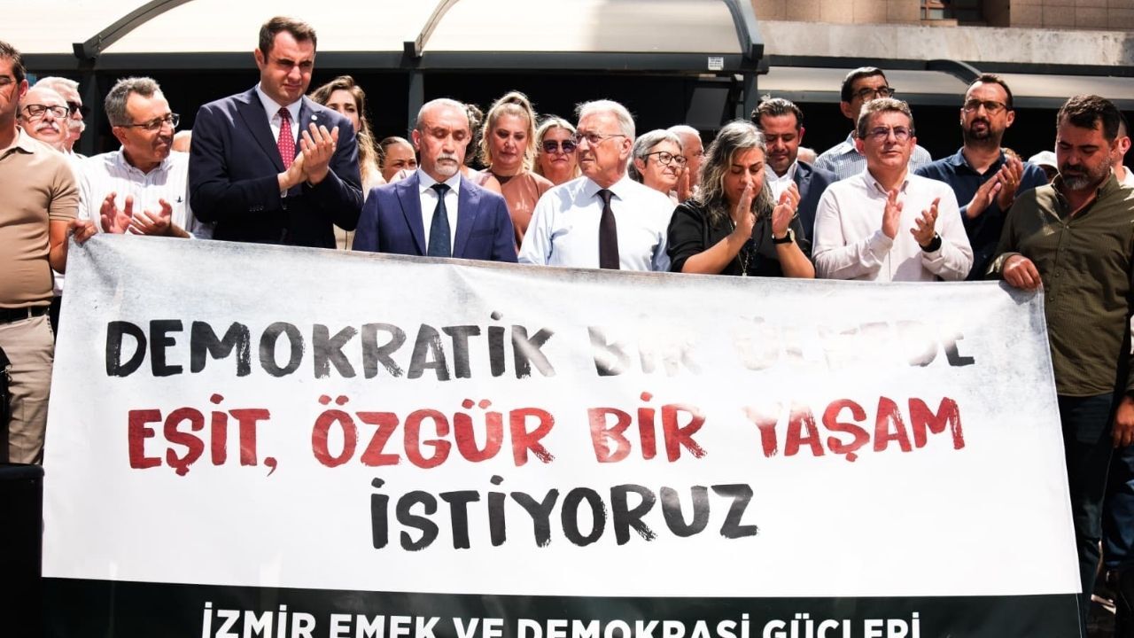 Başkan Güç'ten İzmir'de Erken Seçim Çıkkışı Bozulan Ekonomi Ve Adalet Erken Seçim Sonrası Düzelecek