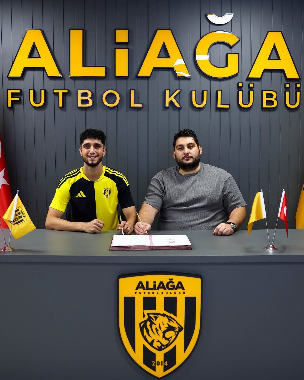 Bayer Leverkusen Altyapılı Emrehan Gedikli Ve Genç Berkay Topdemir Aliağa Fk'da!