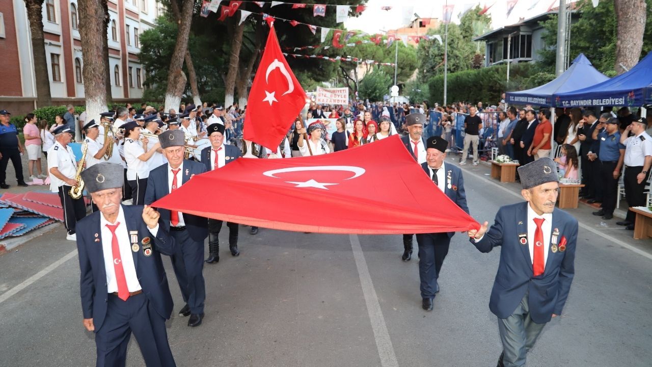 Bayındır’ın Düşman Işgalinden Kurtuluşunun 104. Yılı Coşkuyla Kutlandı