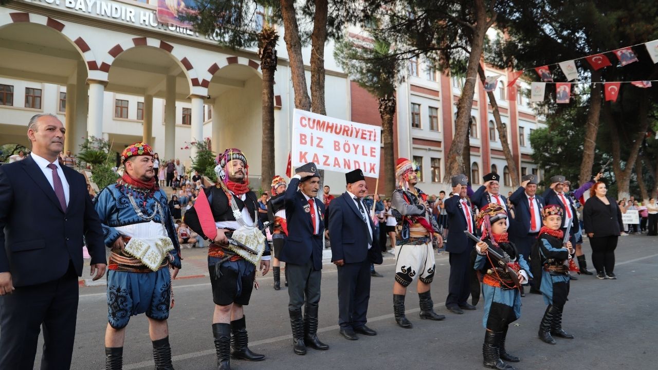 Bayındır’ın Düşman Işgalinden Kurtuluşunun 104. Yılı Coşkuyla Kutlandı1