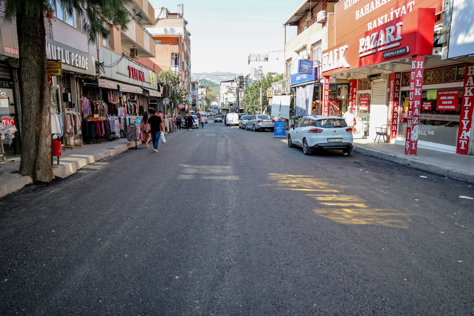 Bayraklı'da 25 Noktada Asfaltlama Tamamlandı, 5 Yeni Nokta Sırada! (6)