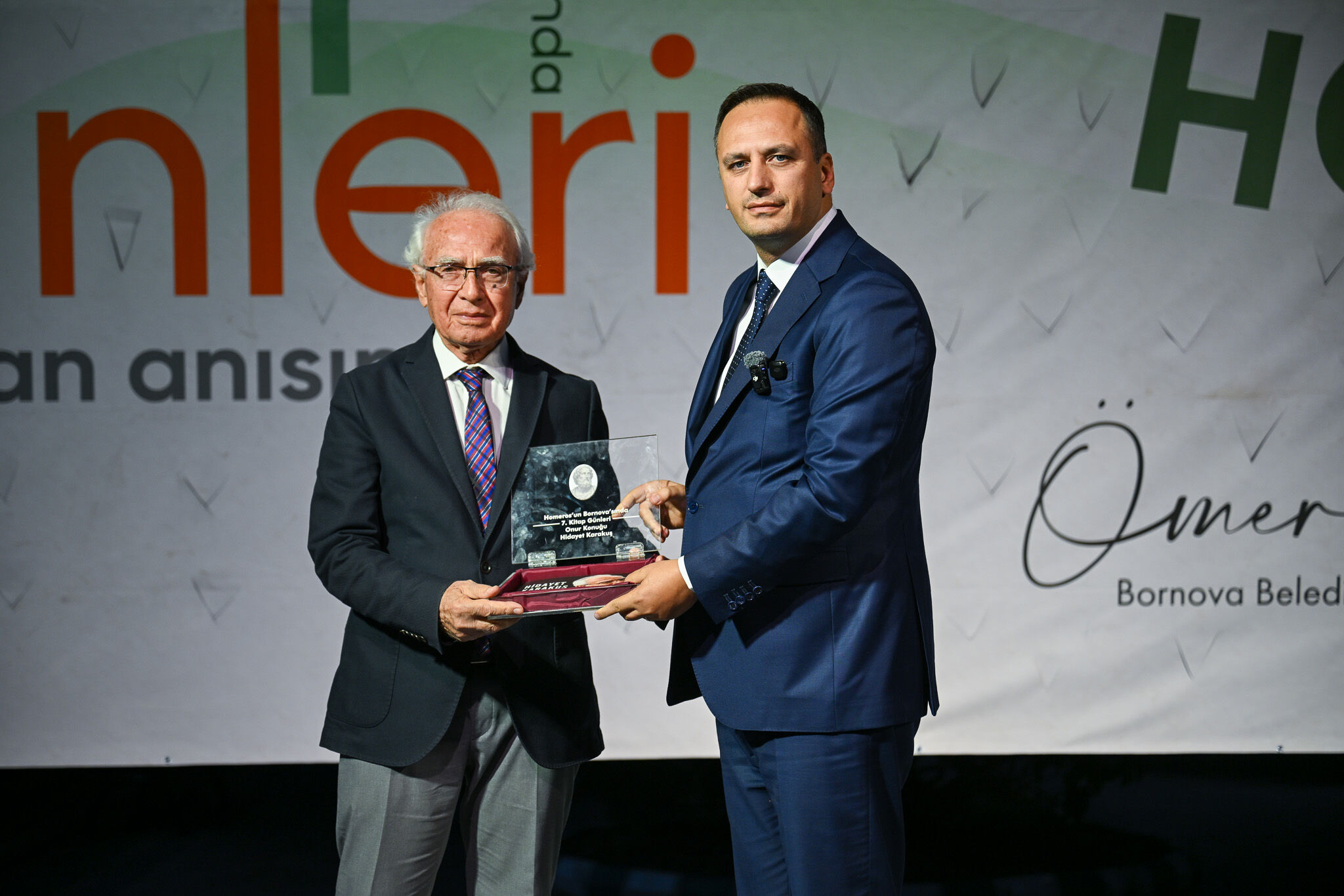Bornova’da 7. Homeros Kitap Günleri Başladı İşte 4 Ekim’e Kadar Sürecek Dev Program! (3)