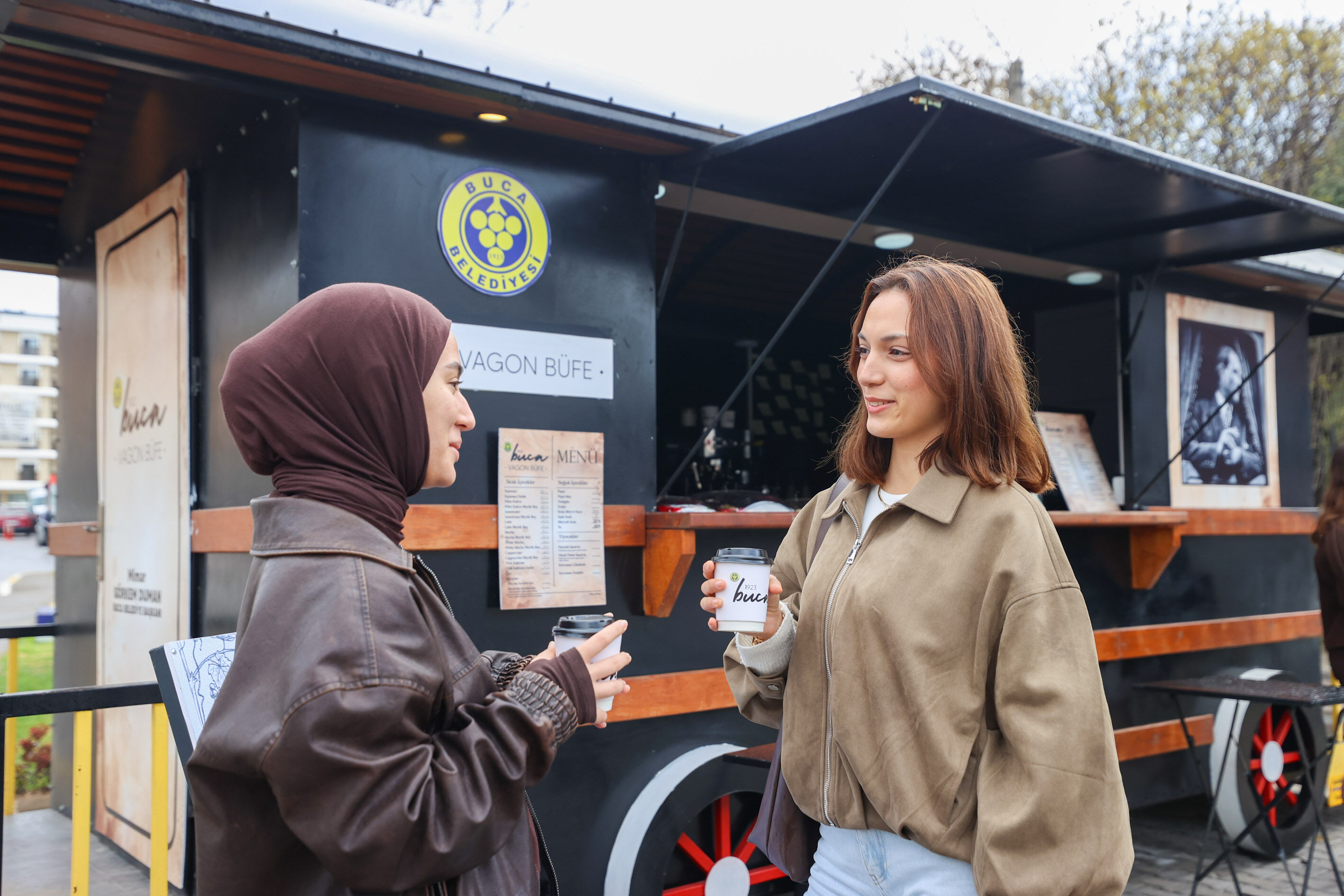 Buca’nın Cep Dostu Kafeleri Vatandaşa Nefes Aldırıyor Hem Kaliteli Hem Bütçe Dostu! (3)