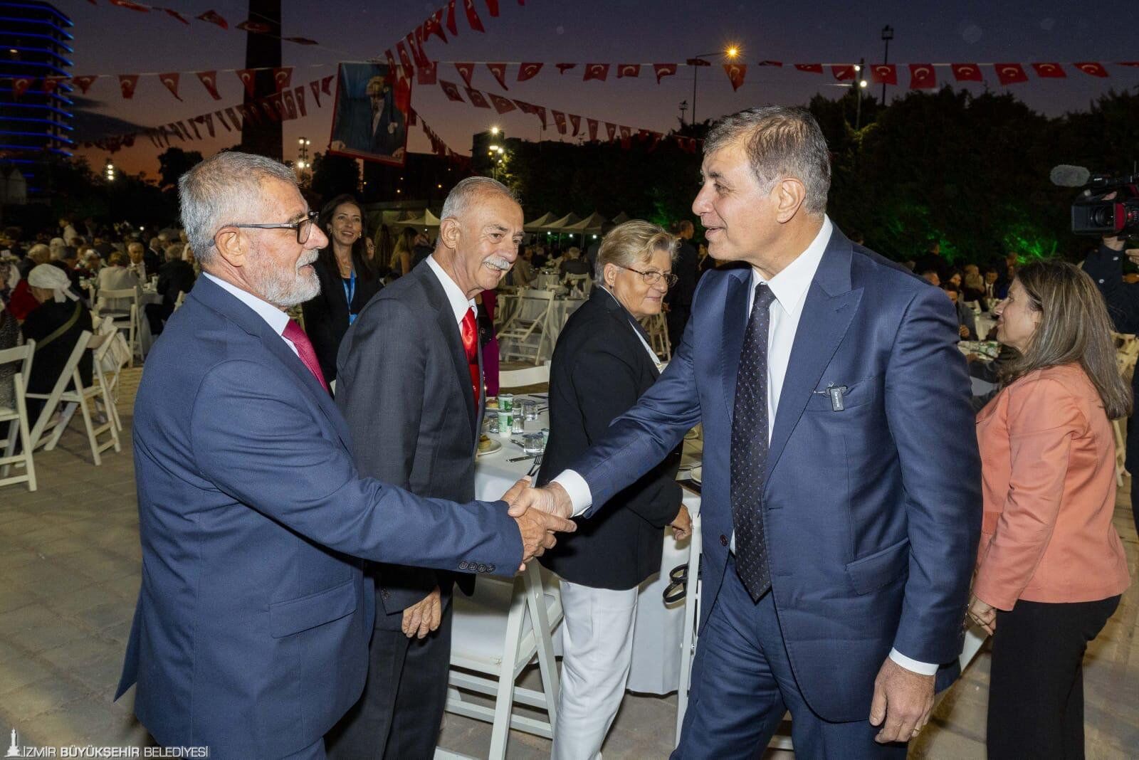 Cemil Tugay, Gaziler Günü Yemeğinde Şehit Yakınları Ve Gazilerle Buluştu (6)