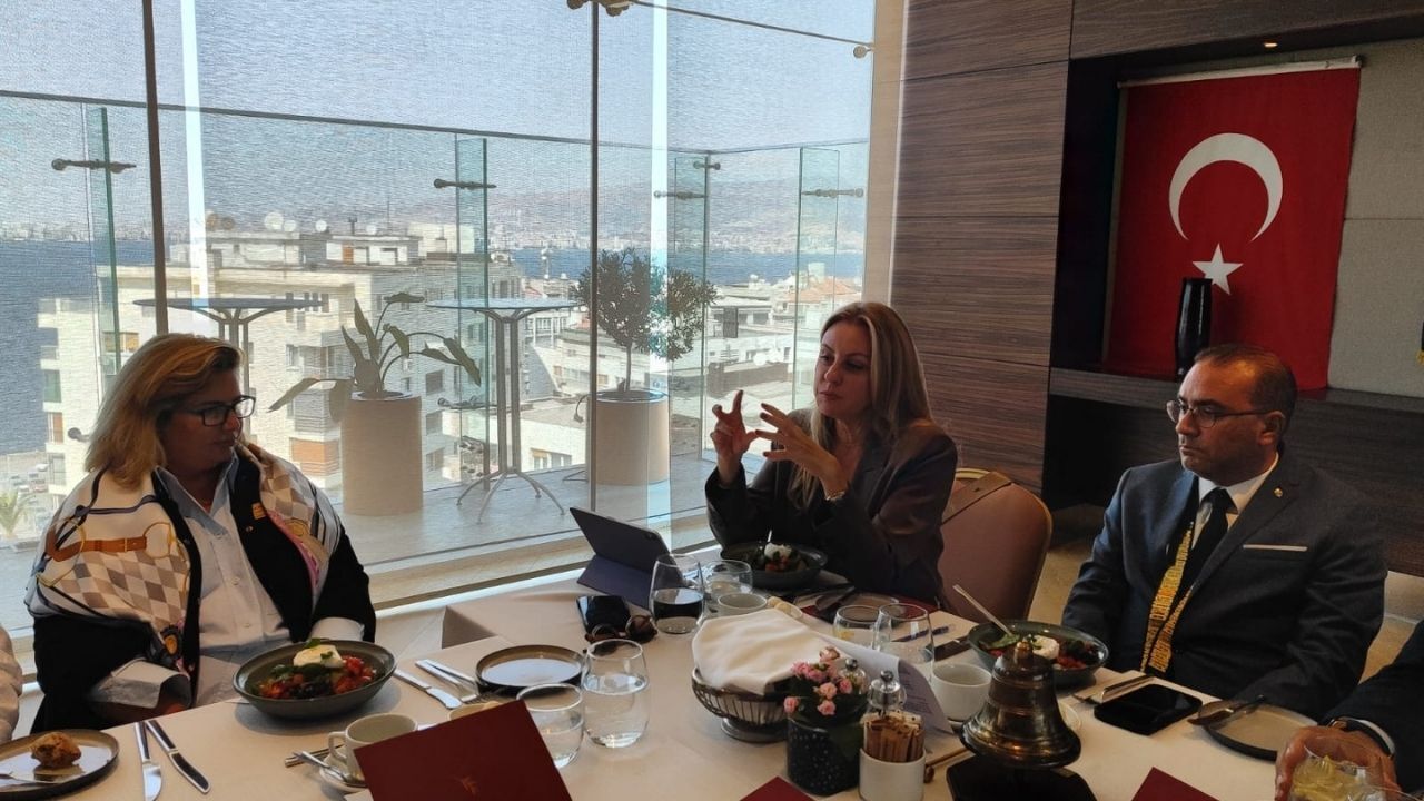 Centre Pompidou Koleksiyonundan 83 Eser İzmir’de1