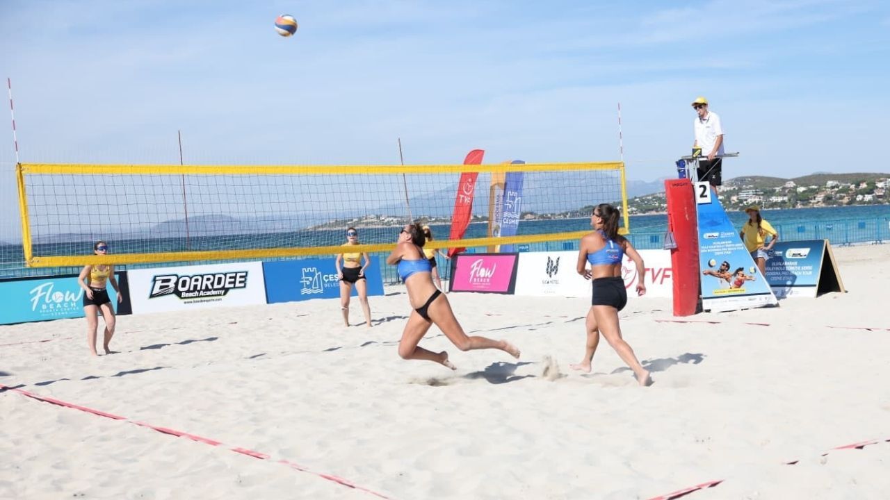 Çeşme'de Uluslararası Plaj Voleybolu Heyecanı3