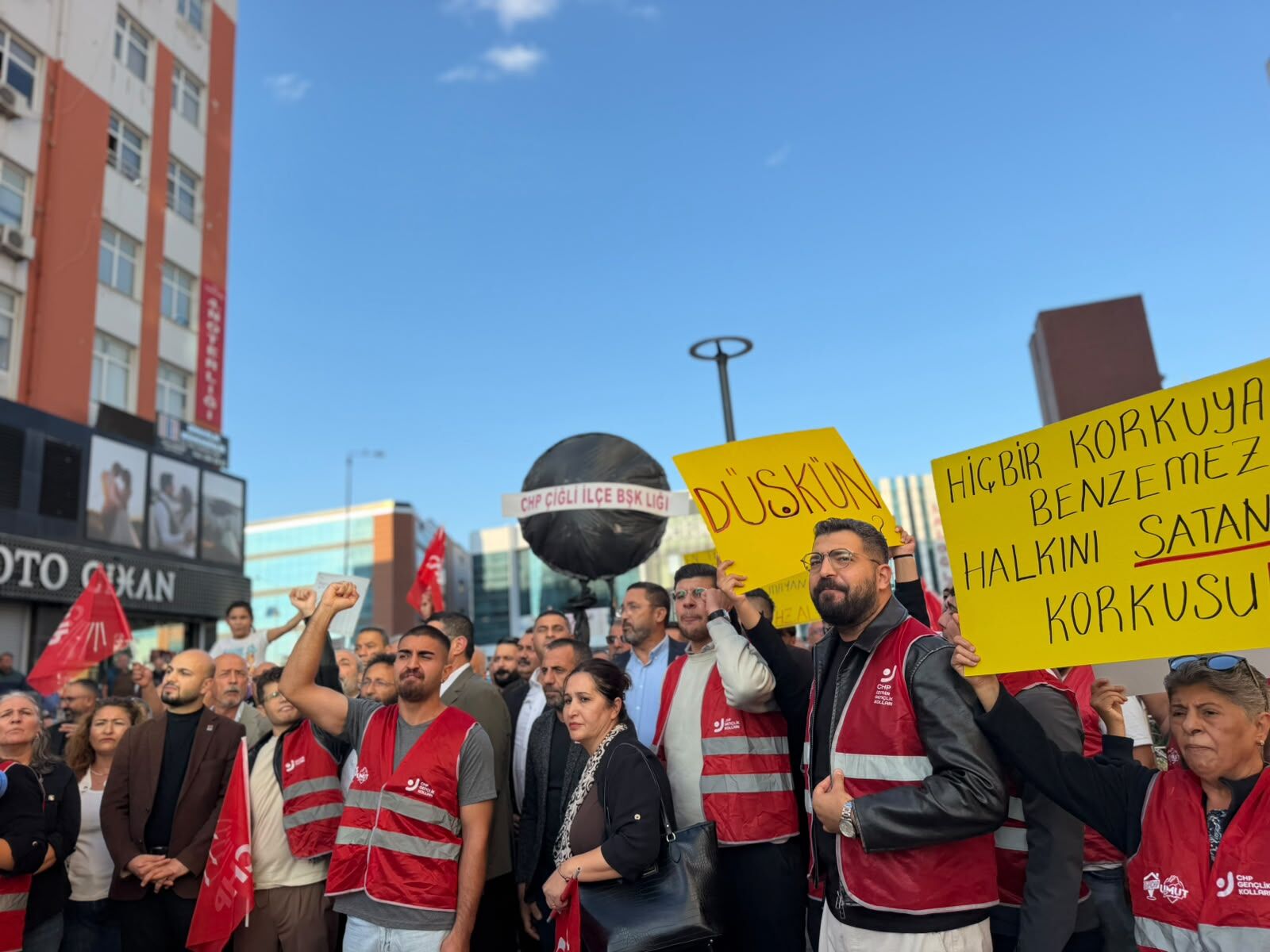 Çiğli'de Transfer Krizi Şakran Ile Ak Parti Arasında Tercih Yapmak Zorunda Kaldı (5)