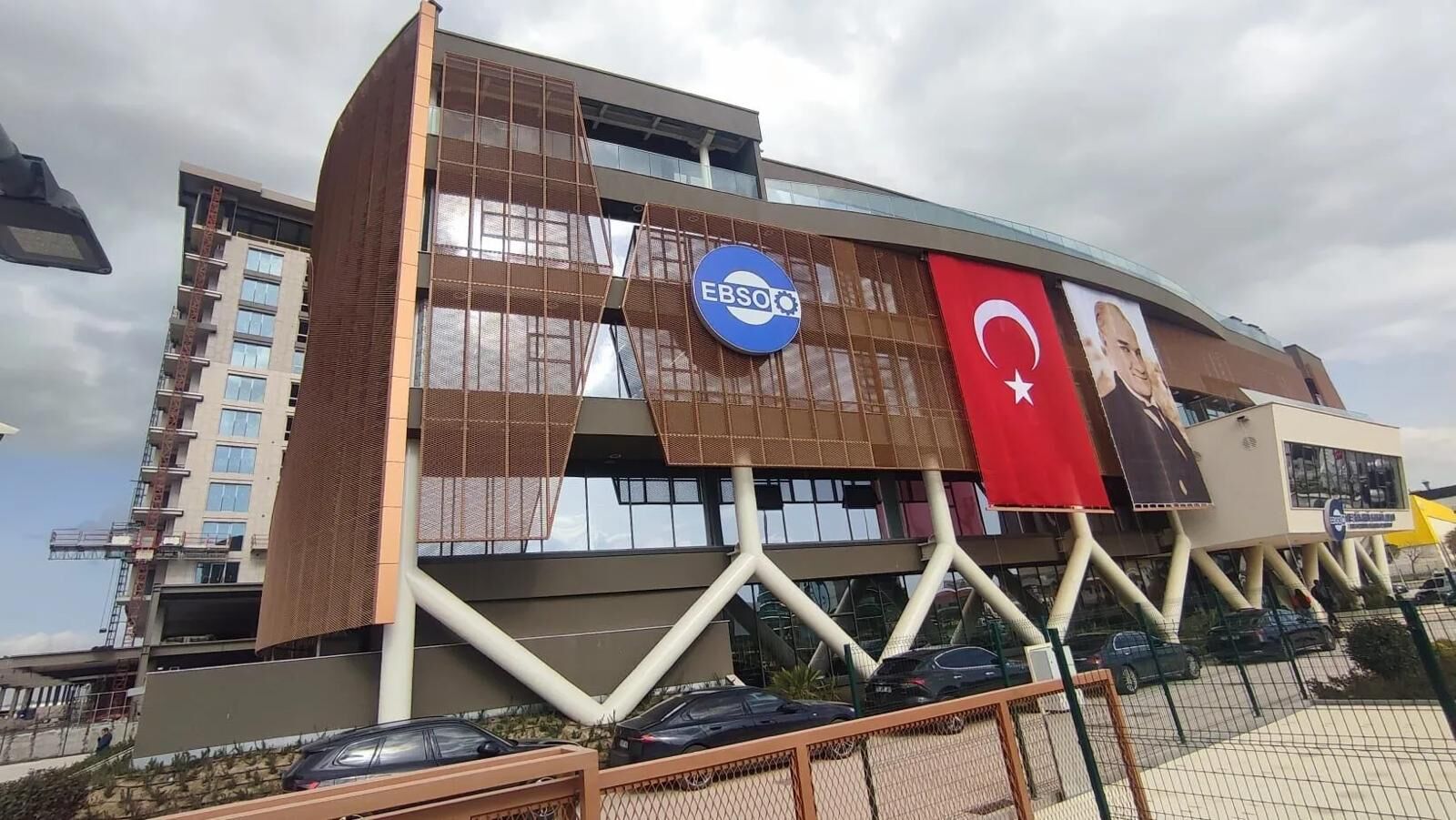 Ebso Başkan Aday Karabağlı’dan Siyasi Müdahale Çıkışı Ebso, Siyasetin Dışında Bir Kurumdur (1)-1