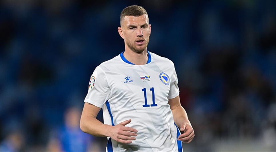 Edin Džeko Milli Takımı Bırakacağını Açıkladı Džeko Milli Formaya Ne Zaman Veda Edecek (3)
