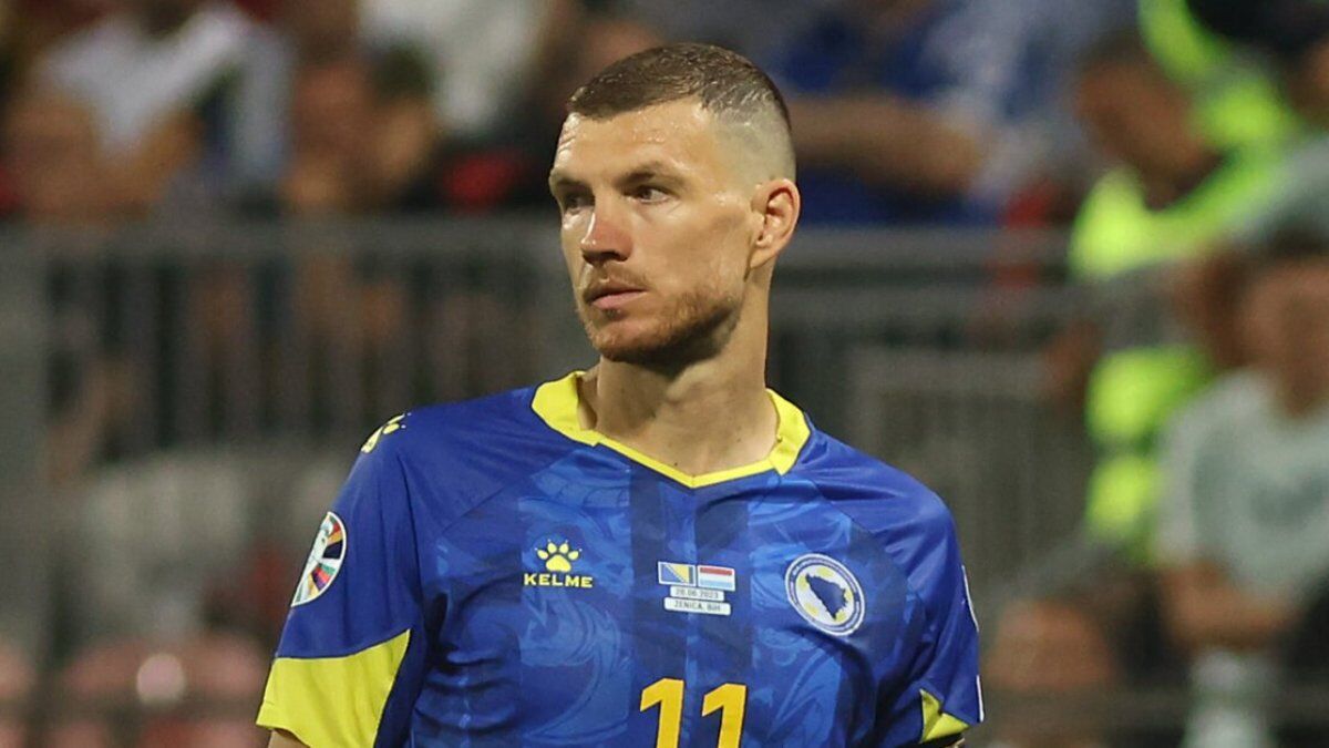 Edin Džeko Milli Takımı Bırakacağını Açıkladı Džeko Milli Formaya Ne Zaman Veda Edecek