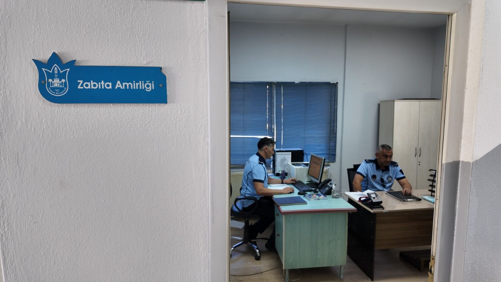 Fotoğraflı Ihbar Tespiti Getirdi Konak'ta Çevreyi Kirletenlere Ceza! (2)