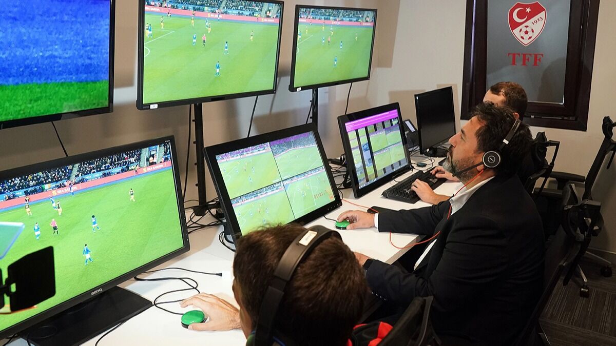 Futbolda Dev Soruşturma Riva’da Var Odasına Polis Baskını! (3)