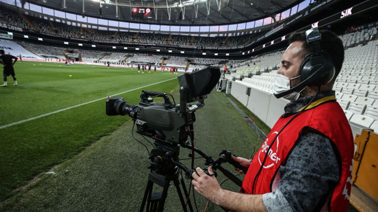 Futbolda Dev Yayın Ihalesi Yaklaşıyor Süper Lig'in Yeni Yayıncısı Kim Olacak (2)