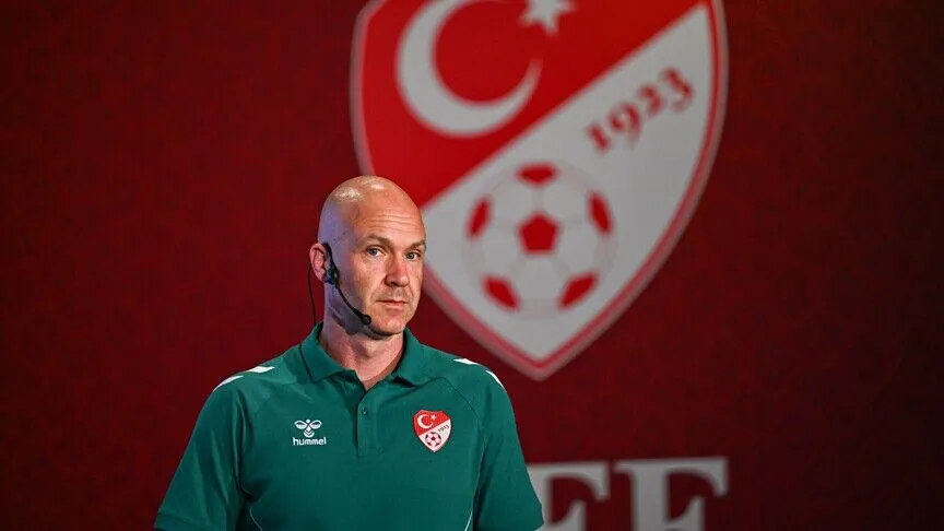 Galatasaray’ın Göztepe Karşısında Kazandığı Penaltı Hatalı Bulundu! Anthony Taylor Eğitimde Neler Dedii