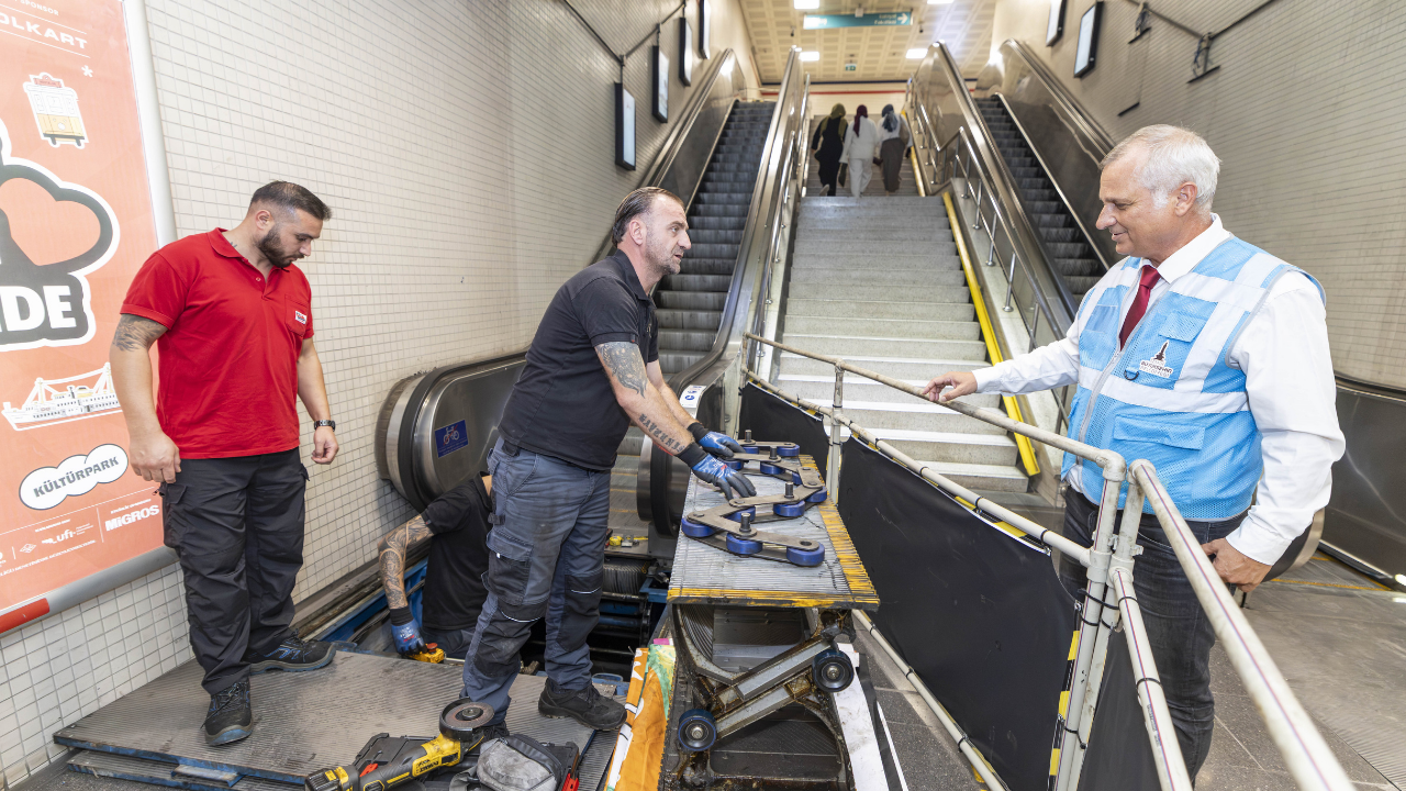 Günde 18 Saatten Fazla Çalışıyorlar İzmir Metro'da Mesai! (4)