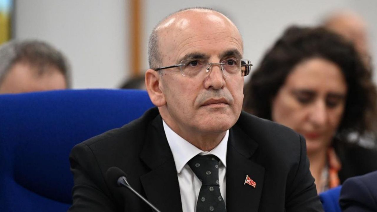Hazine Ve Maliye Bakanı Mehmet Şimşek'ten Istifa Iddialarına Yanıt