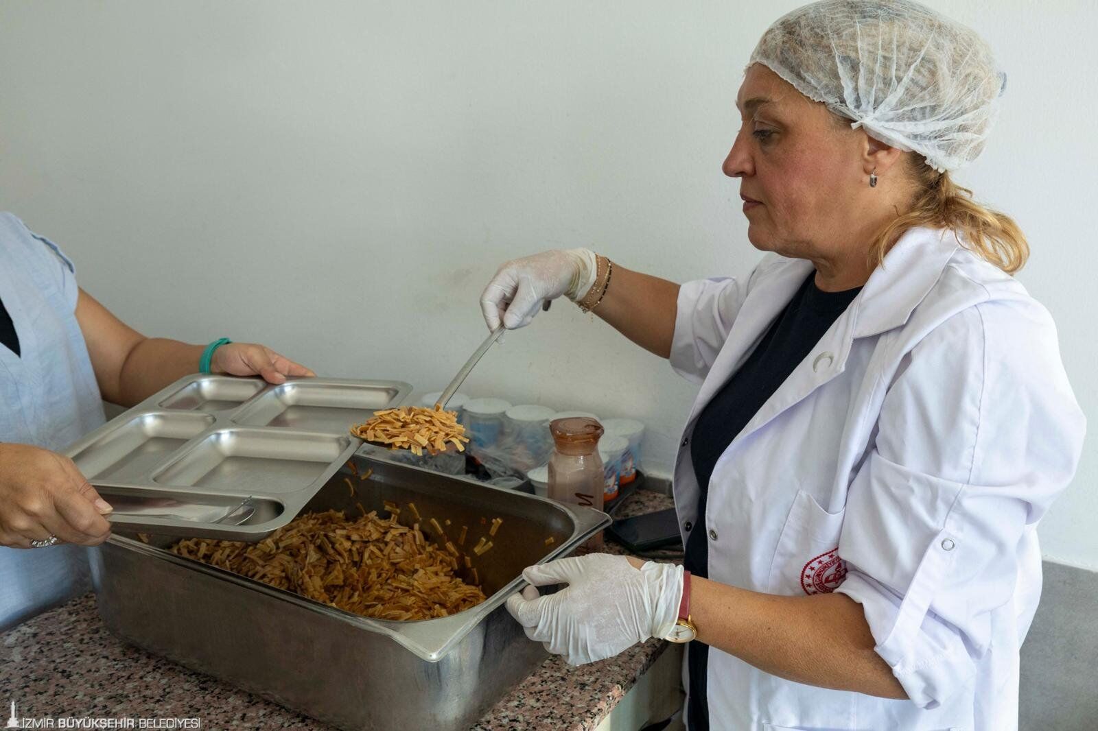 Her Gün 32 Okula Ulaştırılıyor Özel Gereksinimli Öğrencilere Sıcak Yemek Desteği (3)