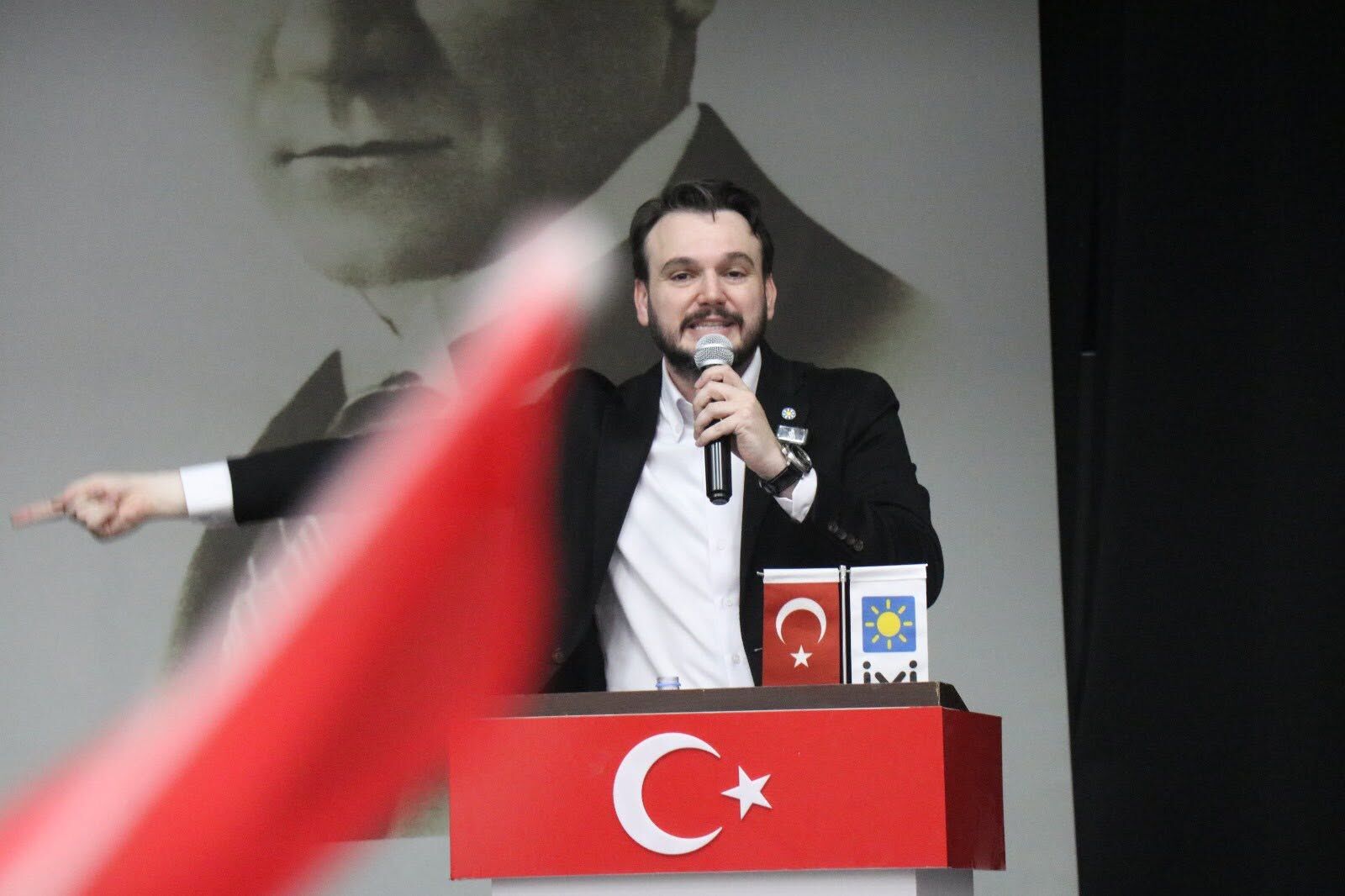 İyi Parti’li Dr. Cenk Özatıcı: Biz Milli ve Üniter Devletten tarafız