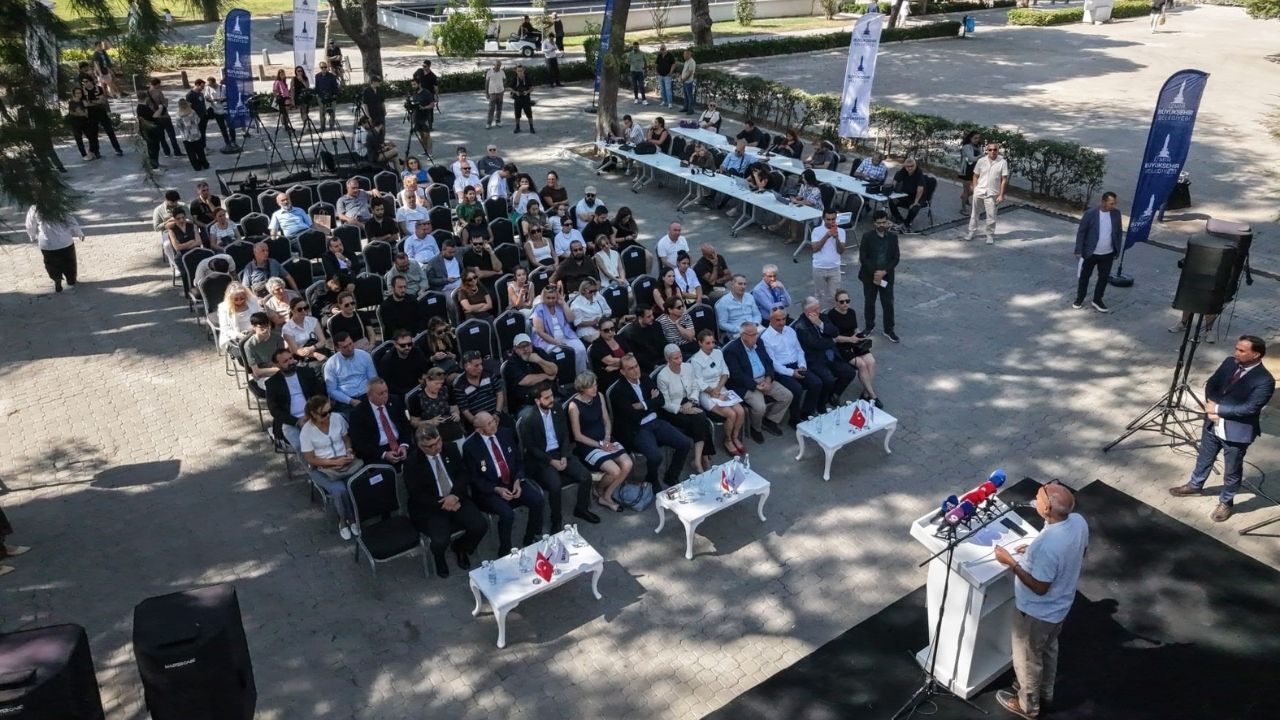 İzki̇tap 8. İzmir Kitap Fuarı Kapılarını Açtı2