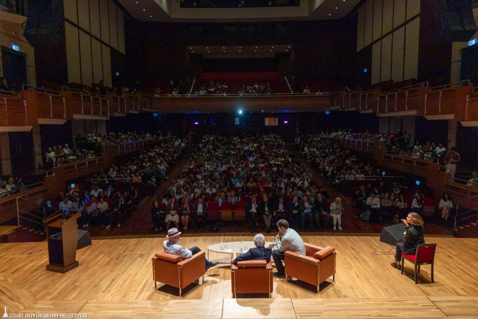 İzmir Edebiyat Festivali’nde Dört Gün Sanat Buluşması (5)