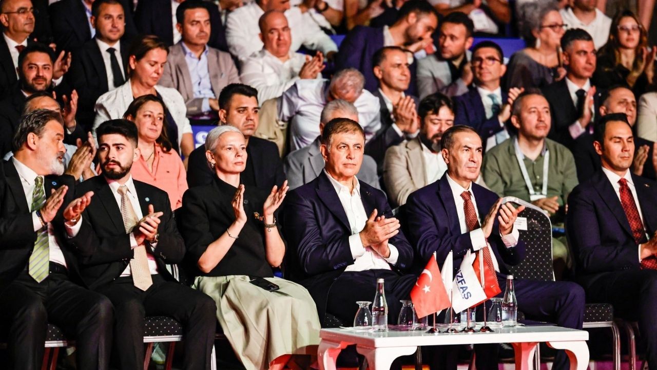 İzmir Enternasyonal Fuarı Açıldı12