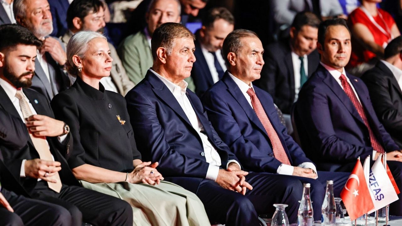 İzmir Enternasyonal Fuarı Açıldı8