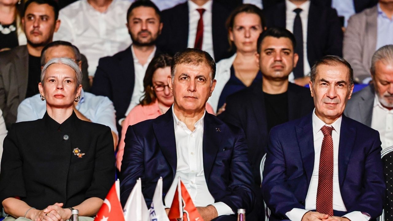 İzmir Enternasyonal Fuarı Açıldı9