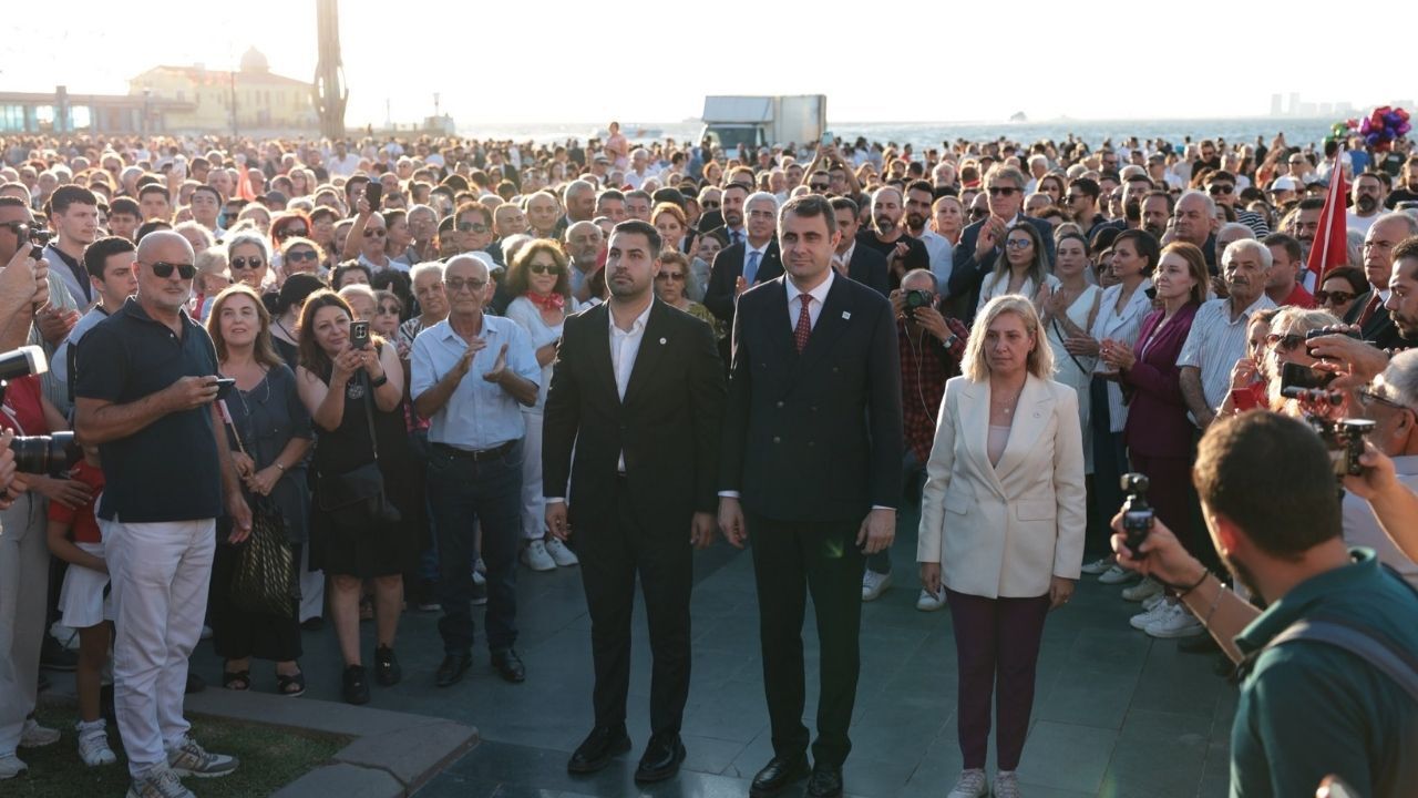 İzmir’de 9 Eylül Coşkusu1