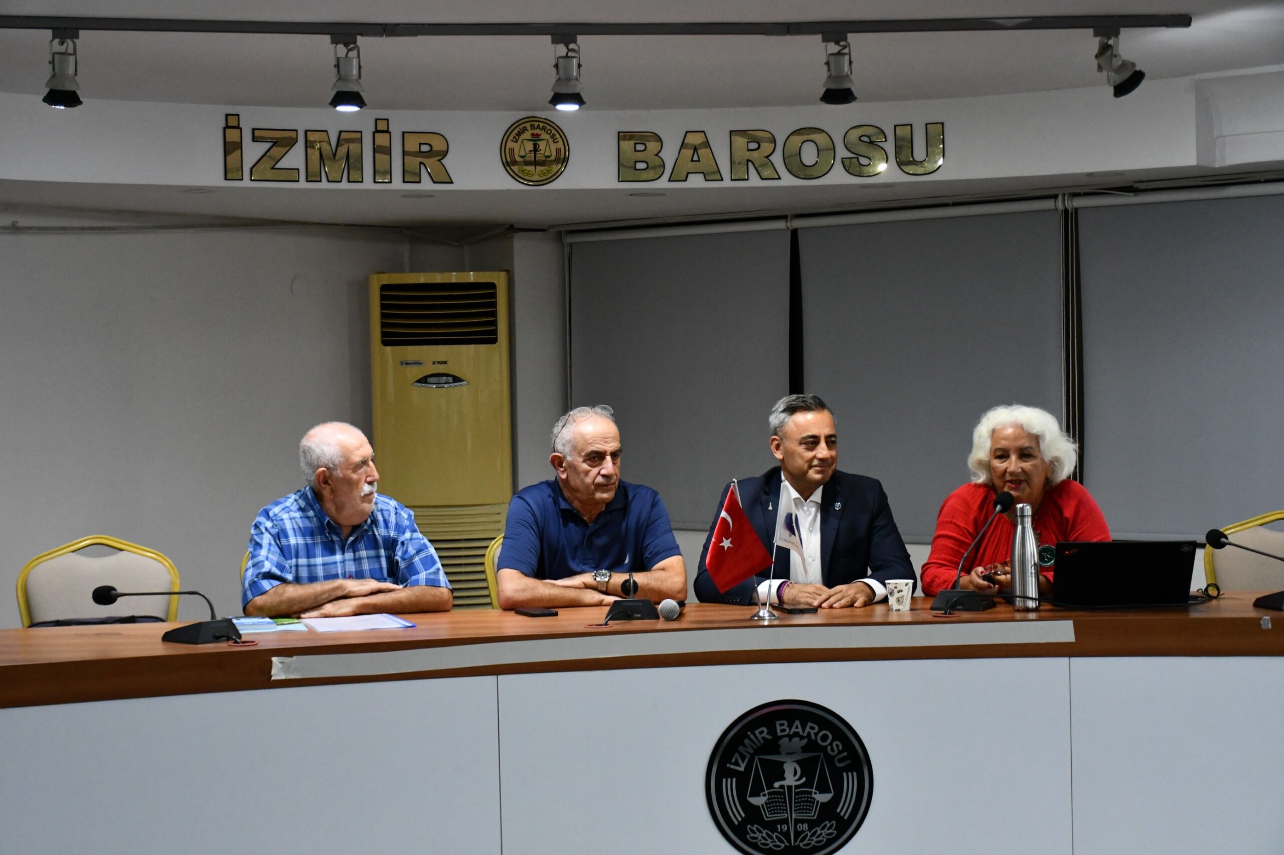 İzmir’de Barış Ve Doğa Buluşması Sanat Programı Sürüyor (2)