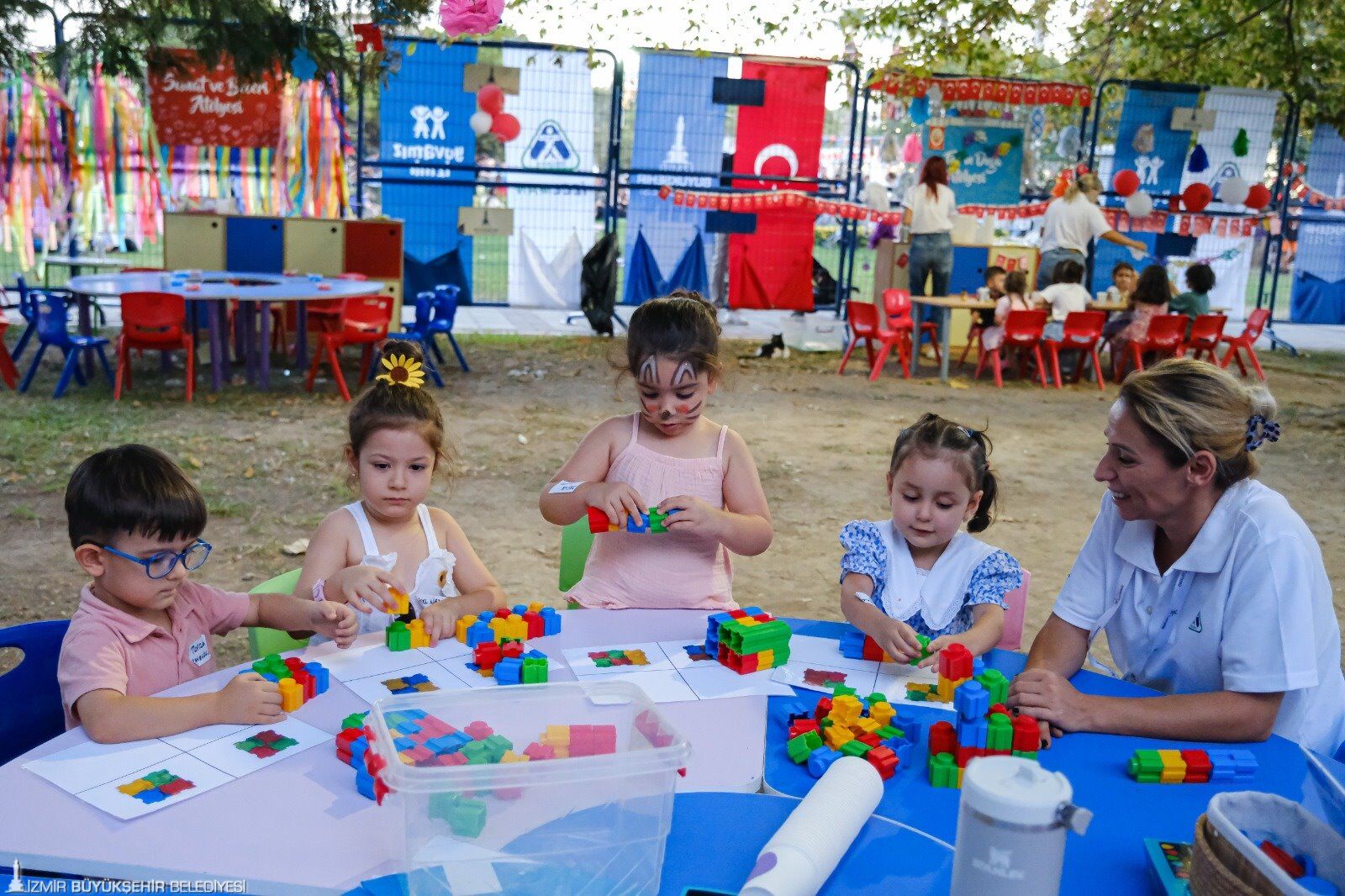 İzmir'de Çocuklar Için Eylül Şenliği! (3)