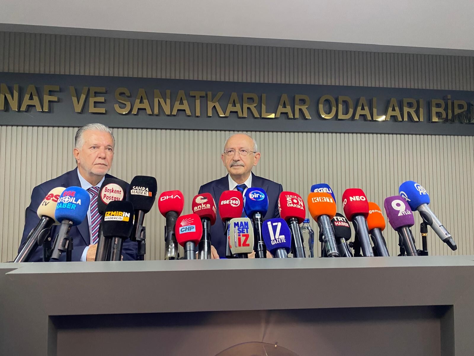İzmir’de Kılıçdaroğlu Esnaf Teşkilatı Ile Buluştu (2)