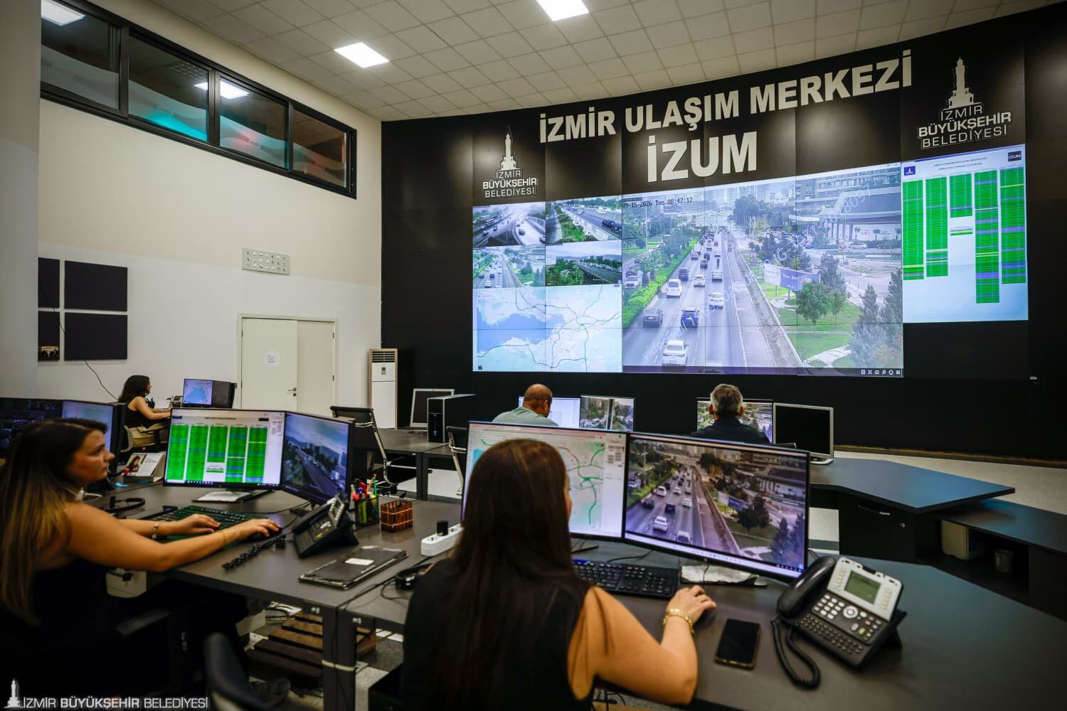 İzmir’de Okul Trafiği İzum’dan Anlık Takip Ediliyor (1)