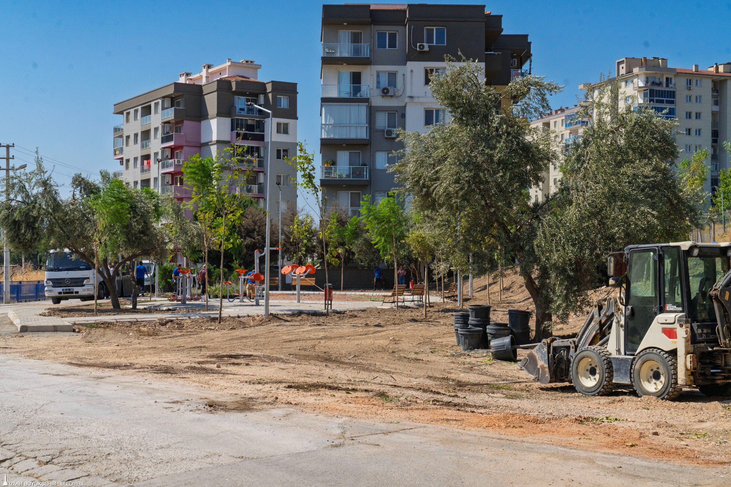 İzmir'in Mahalle Ruhu Yeşil Dönüşümle Canlanıyor (4)