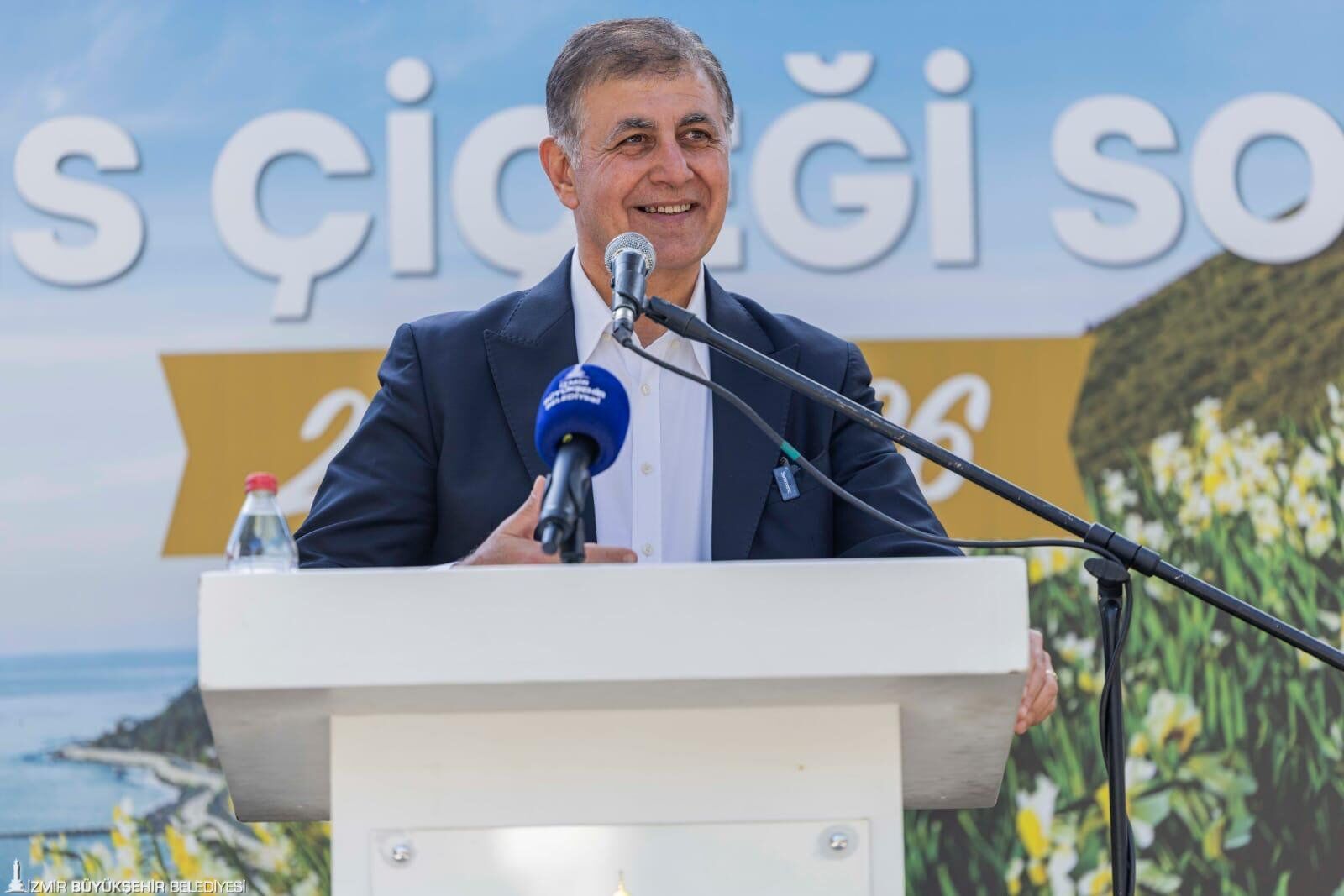 Karaburun’da Üreticiye 300 Bin Nergis Soğanı Desteği (1)