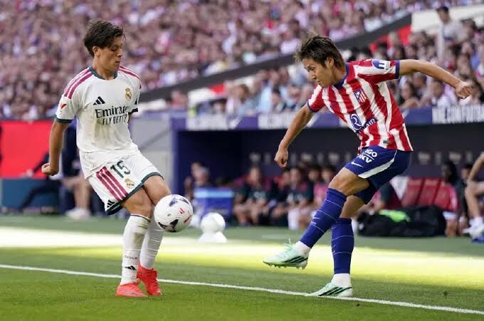 Madrid Derbisinde Arda Güler Ilk 11'De Başladı, Duru Nayman Tribünden Destek Verdi (1)