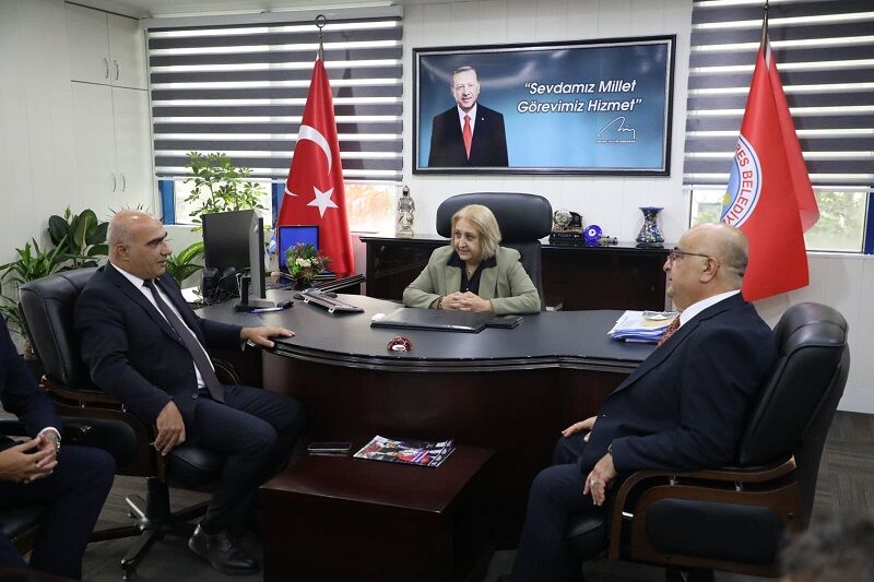 Menderes’te Yeni Sağlık Merkezi Için Protokol Imzalandı (2)